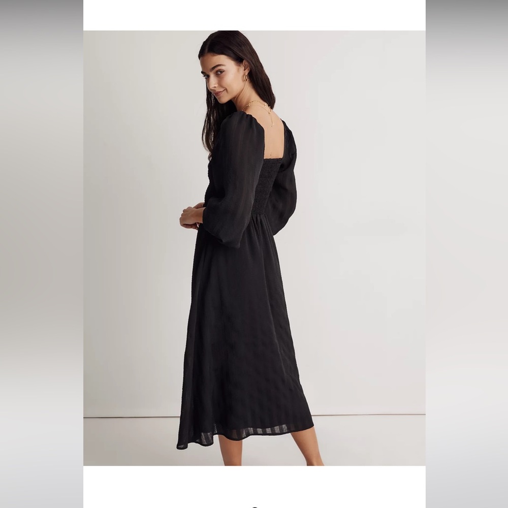 Lucie Sweetheart MIDI dress ⭐️ FLASH SALE